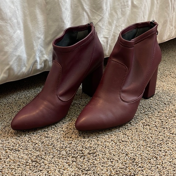 franco sarto burgundy boots